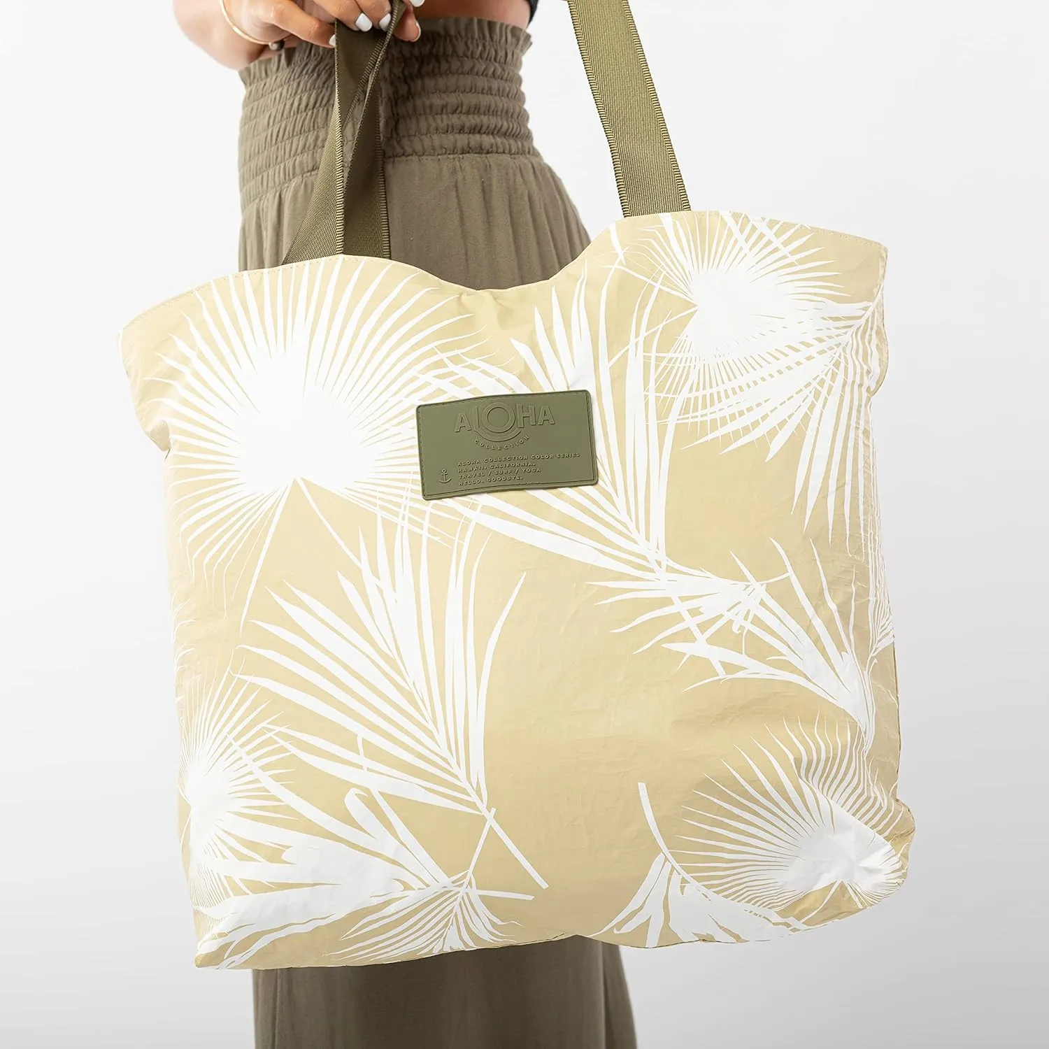 ALOHA Collection Tote | Lightweight, Packable, and Splash-Proof Beach Tote Bag | Easy to Clean