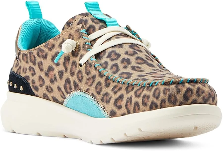 ARIAT Women's Studs Camo Hilo Casual