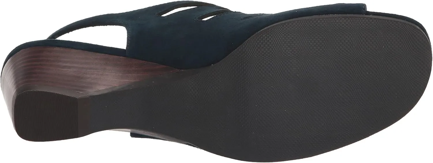 Bella Vita Women's Zamira Wedge Sandal