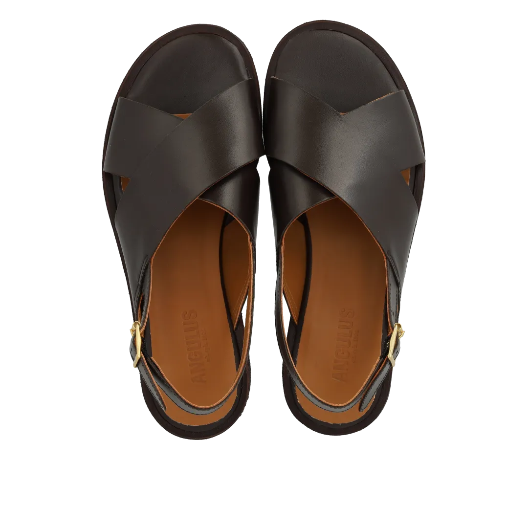 Classic cross sandal