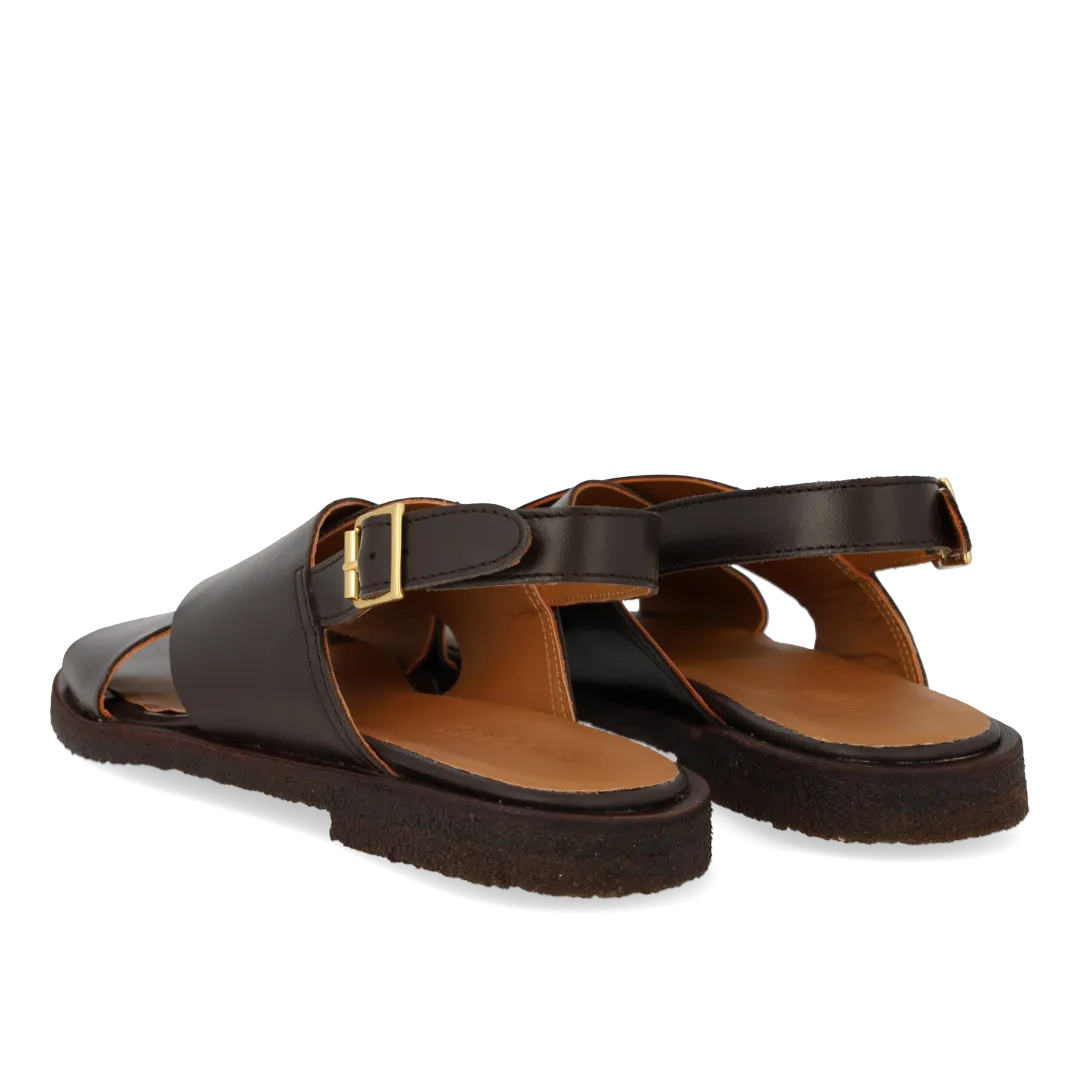 Classic cross sandal