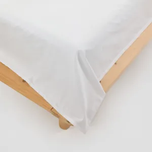 Crisp White Flat Sheet