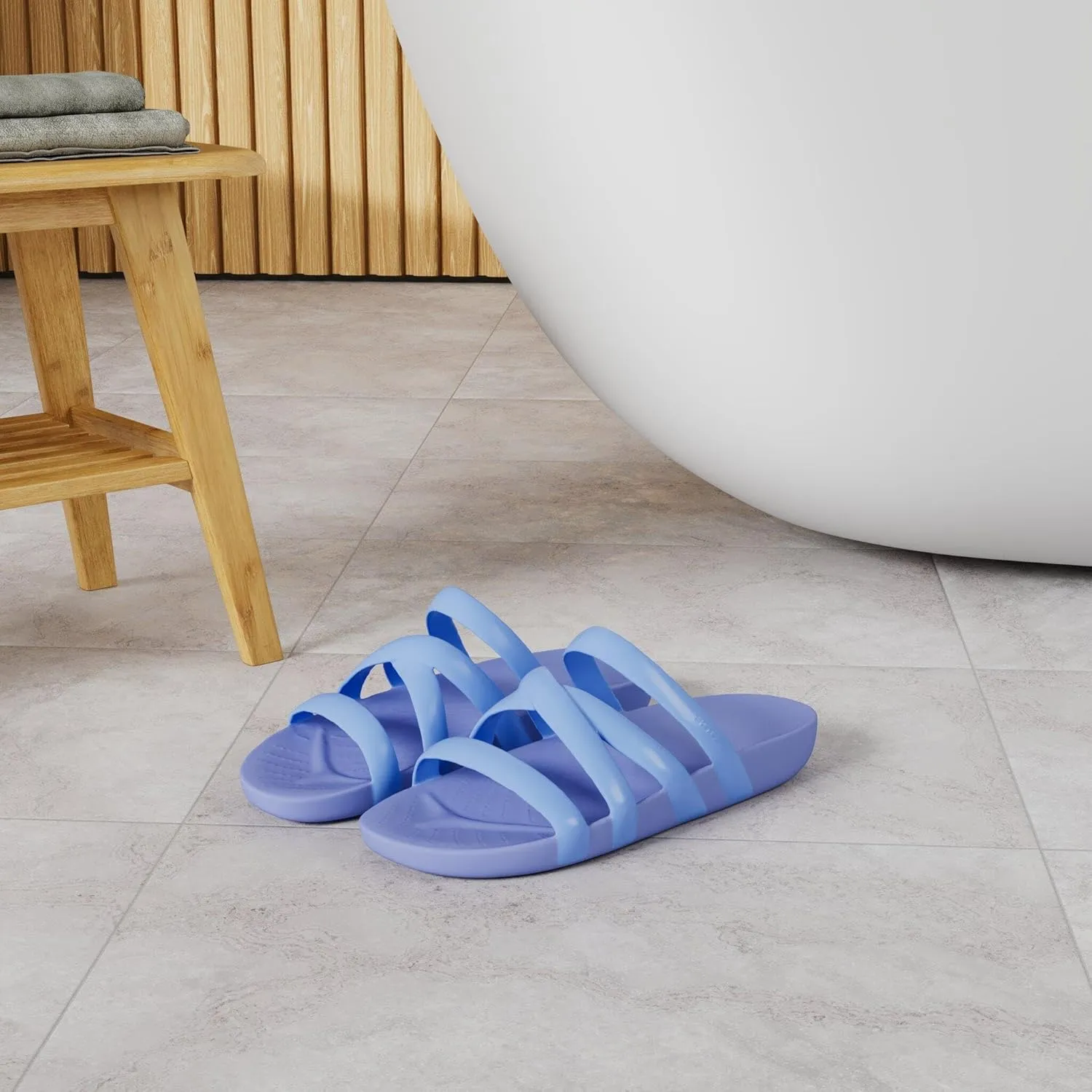 Crocs Women's Splash Strappy Sandals