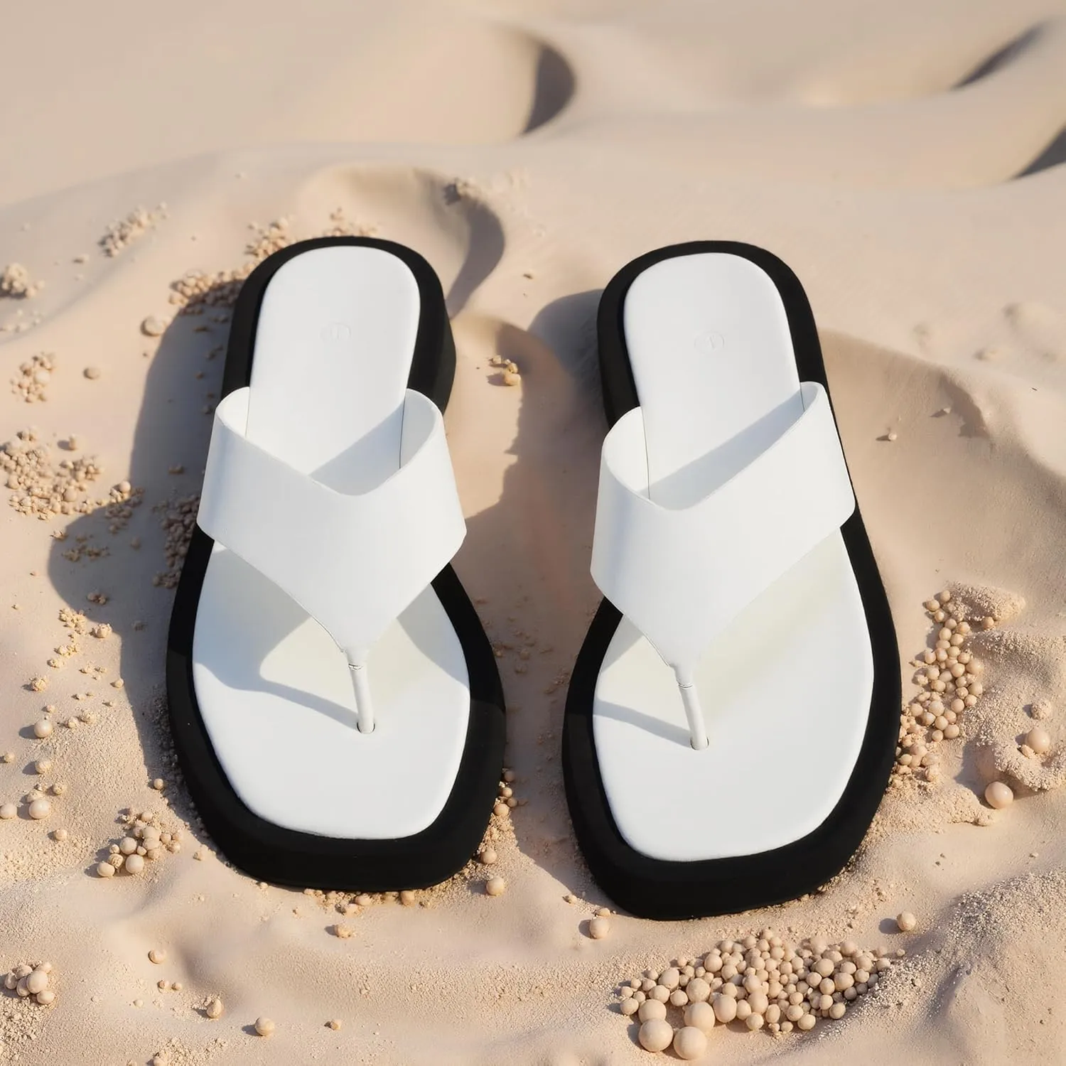 CYNLLIO Slides for Women Slip on Flip Flops Sandals Casual Thongs Platform Wedges Sandals Summer Beach Shoes Comfy Walking Flats Shoes Outdoor Slippers