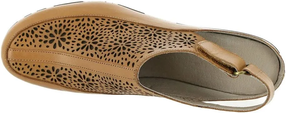 Easy Spirit Women's Dawn Casual Slingback Shoe