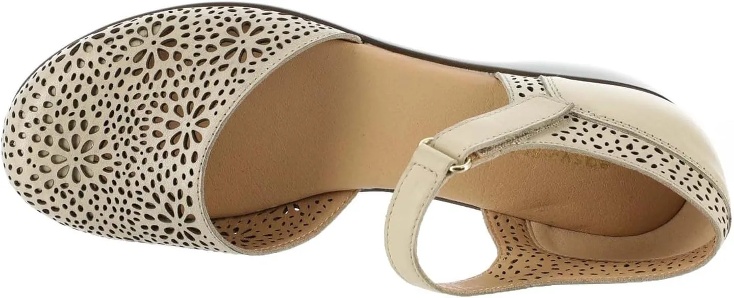 Easy Spirit Women's Denita Mary Jane Flat