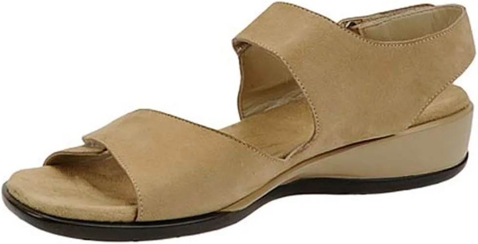 Easy Spirit Women's Hartwell Flat Sandal