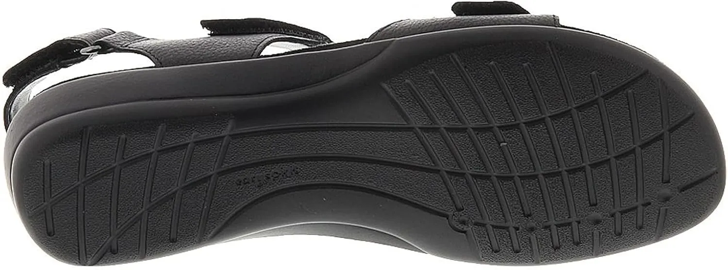 Easy Spirit Women's Hartwell Flat Sandal