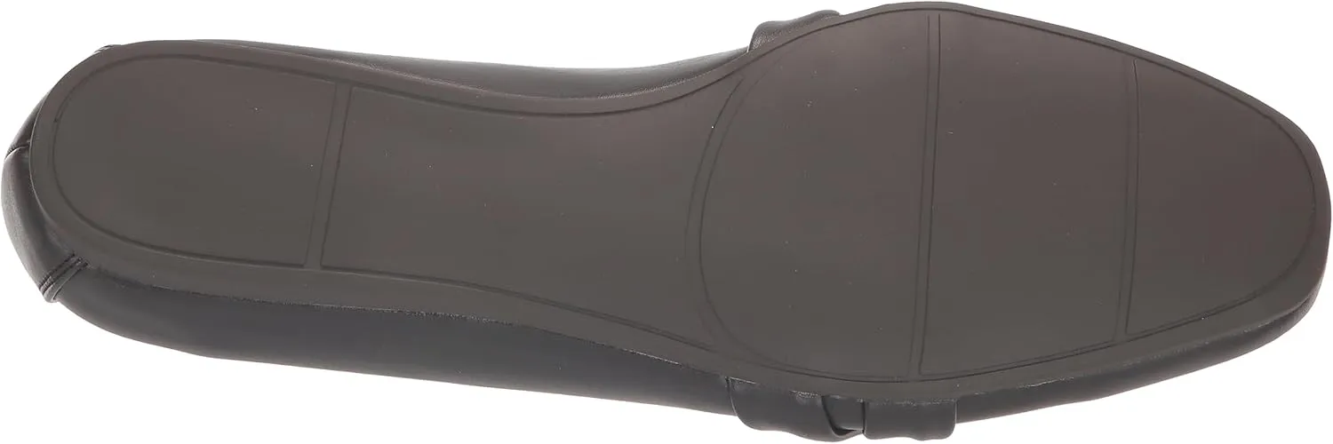 Easy Street Women's Betty Sneaker