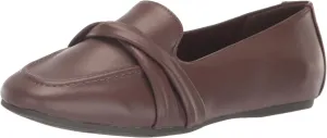 Easy Street Women's Betty Sneaker