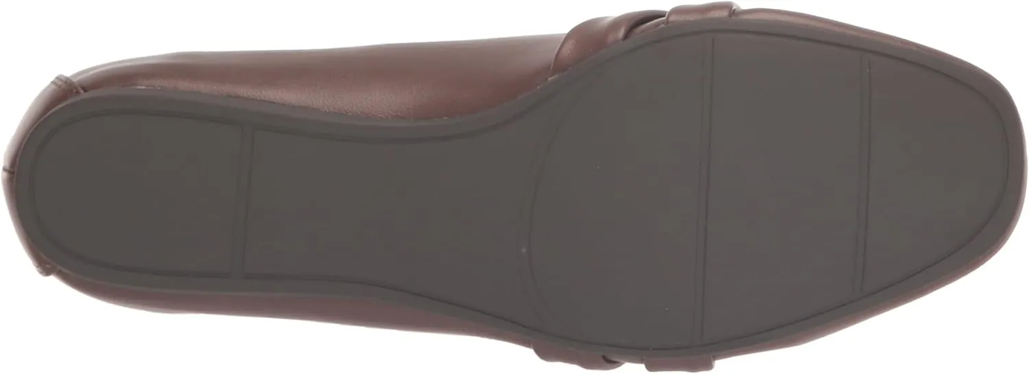 Easy Street Women's Betty Sneaker