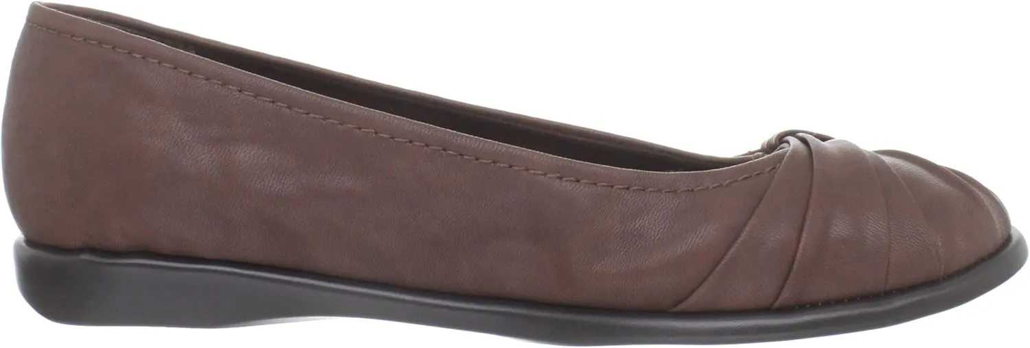 Easy Street Women's Giddy Ballet Flat