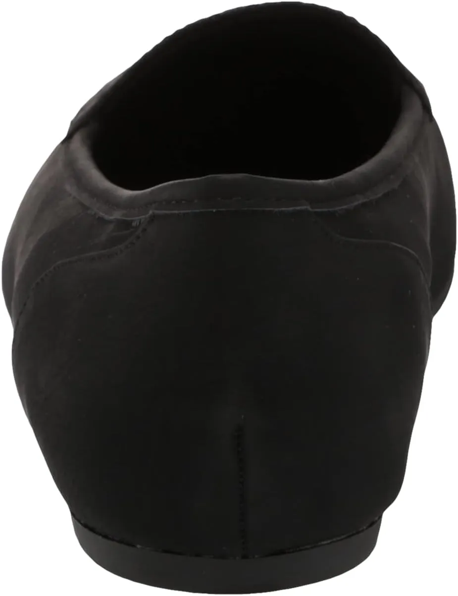 Easy Street Women's Thrill Flat Sneaker