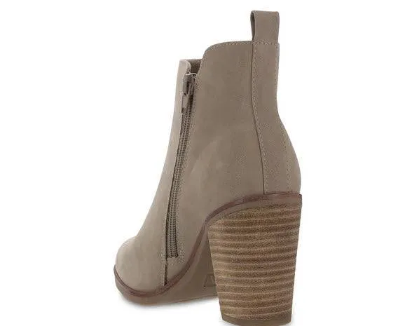 Erik Bootie - Stone