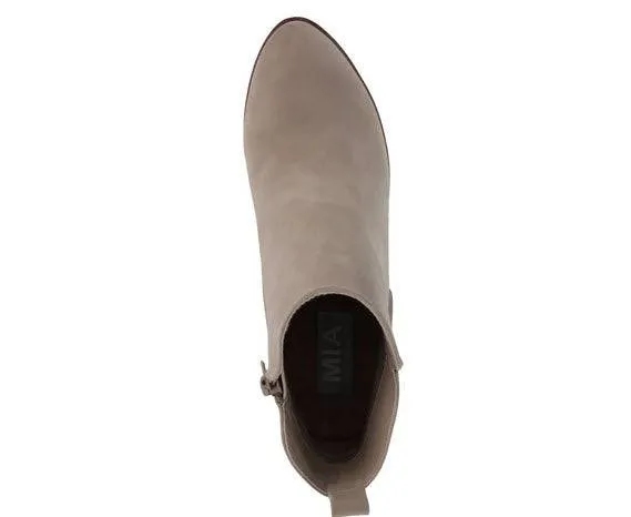 Erik Bootie - Stone