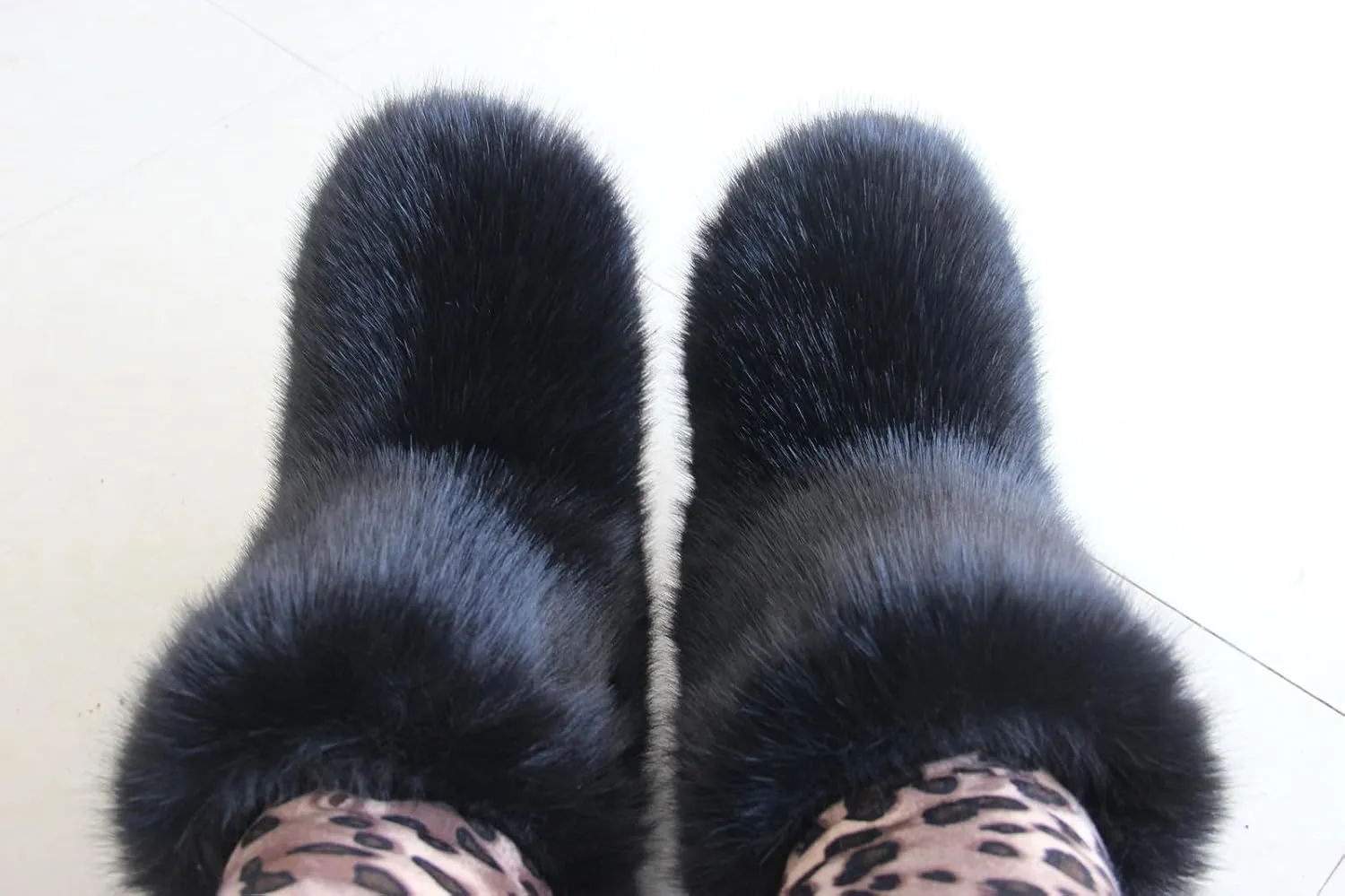 Gegefur Women's Faux fur Boot Furry Fluffy Short Snow Boot Mid-Calf Boots Warm Comfortable Outdoor Flat Shoes
