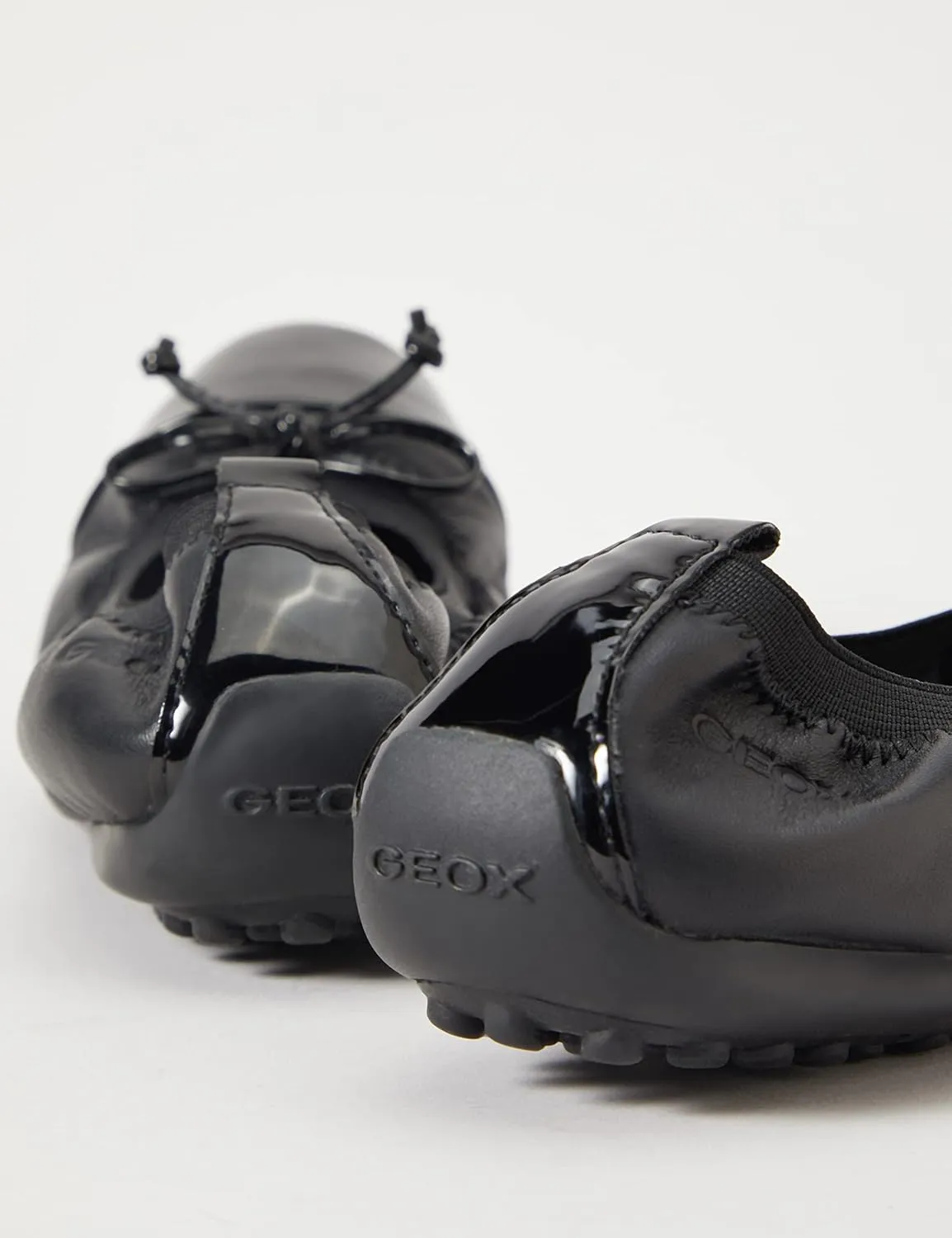 Geox Girl Cpiuma22 Ballerina Flat