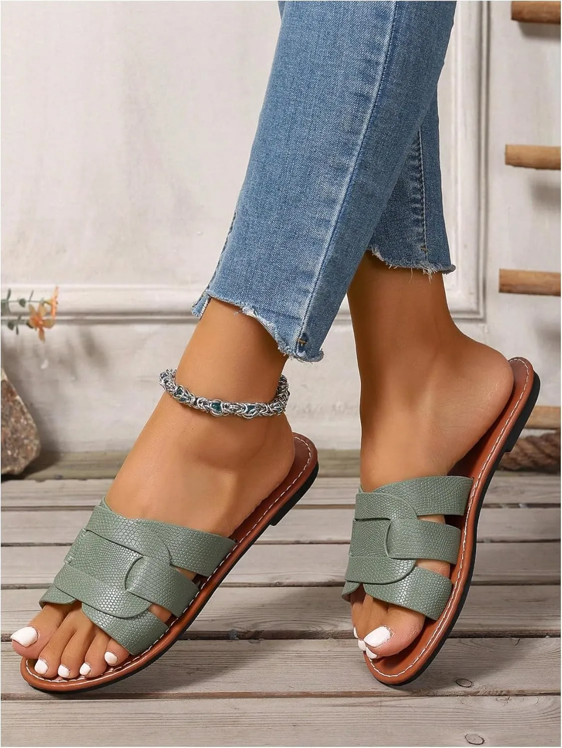 GORGLITTER Women's Open Toe Dressy Beach Sandal Trendy 2025 Comfy Flat Slide Summer Sandals