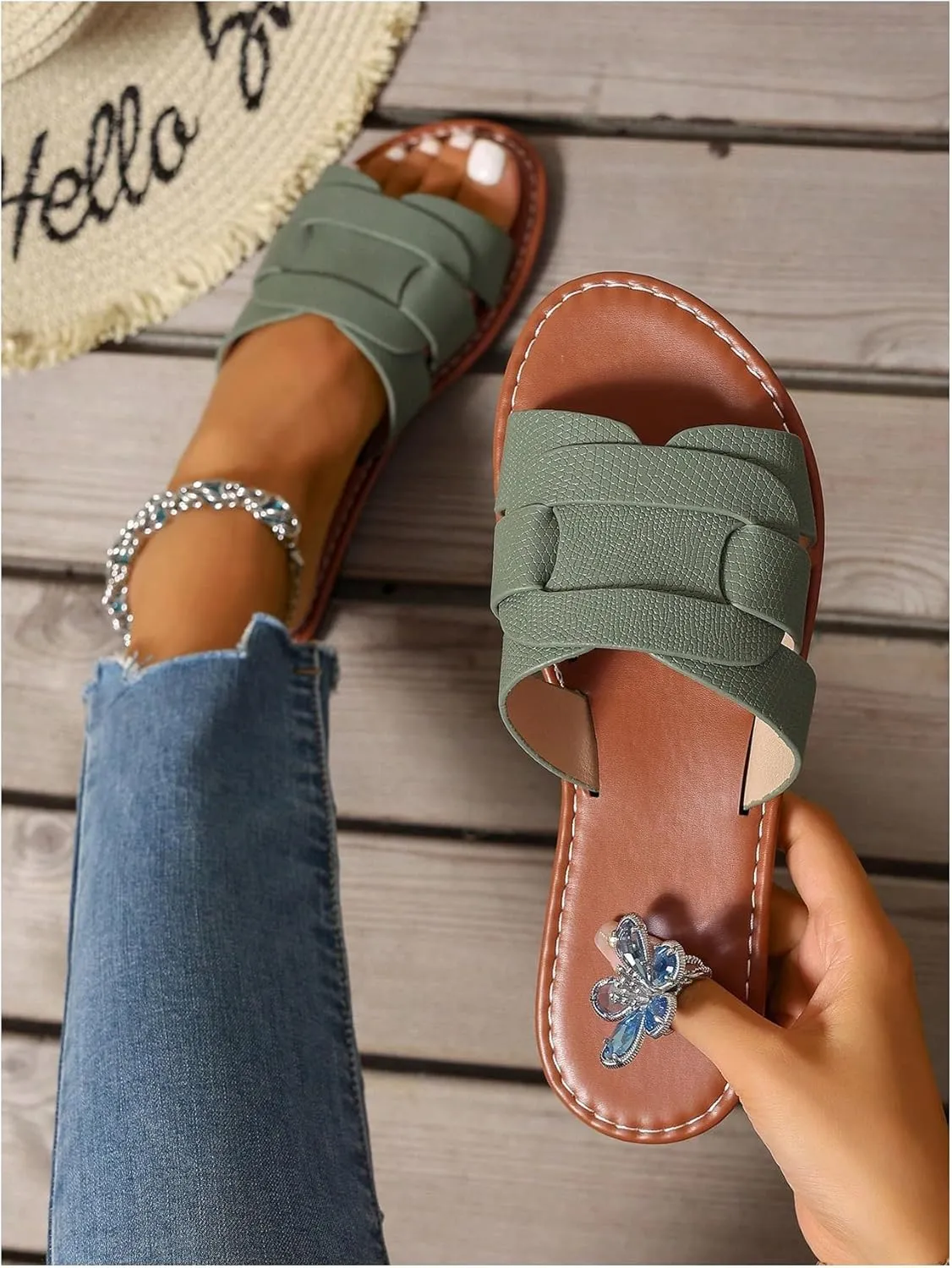 GORGLITTER Women's Open Toe Dressy Beach Sandal Trendy 2025 Comfy Flat Slide Summer Sandals
