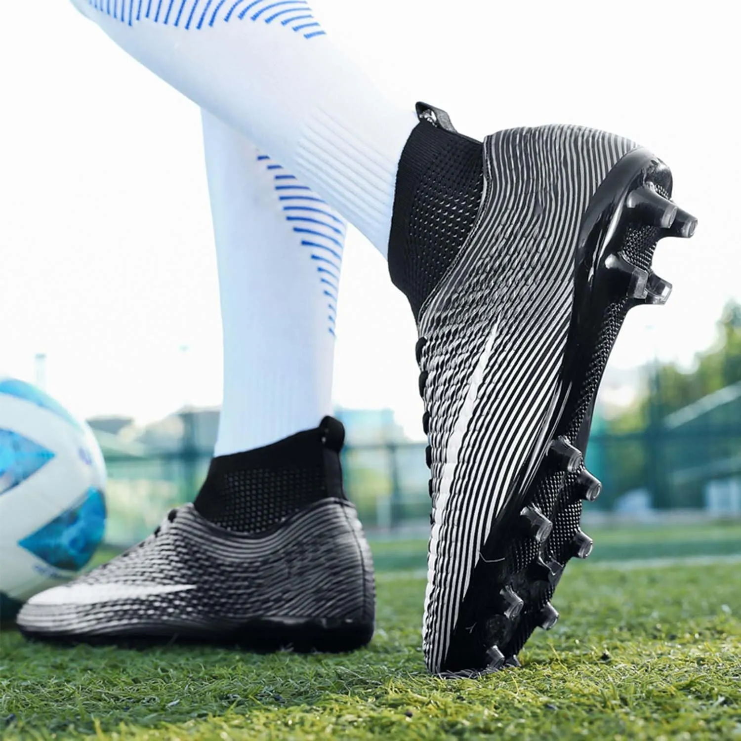 MEBAMY Men's Soccer Shoes Cleats Professional High-Top Breathable Athletic Football Boots Outdoor/Indoor Professional Futsal Football Training Sneakers