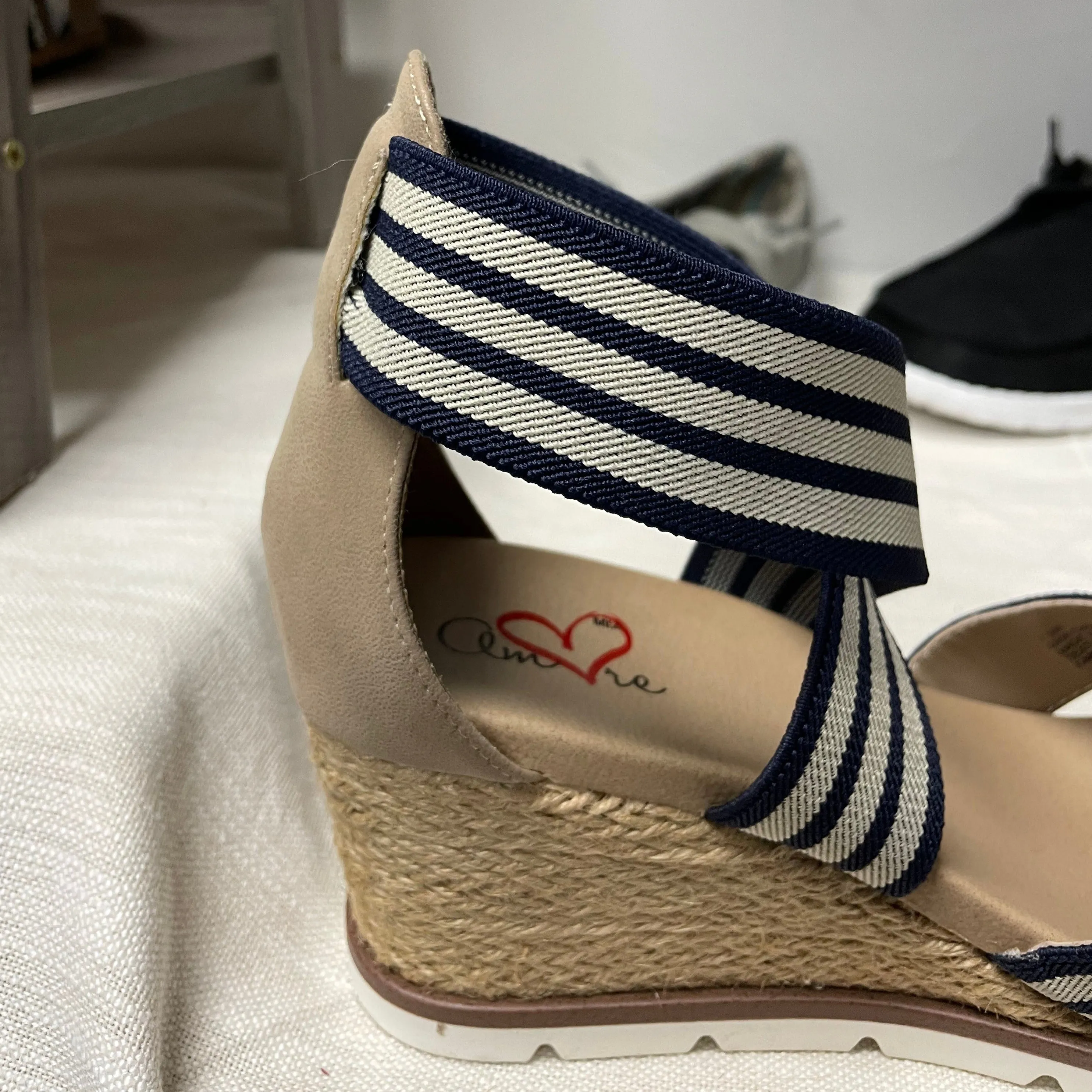 Mia Sandal