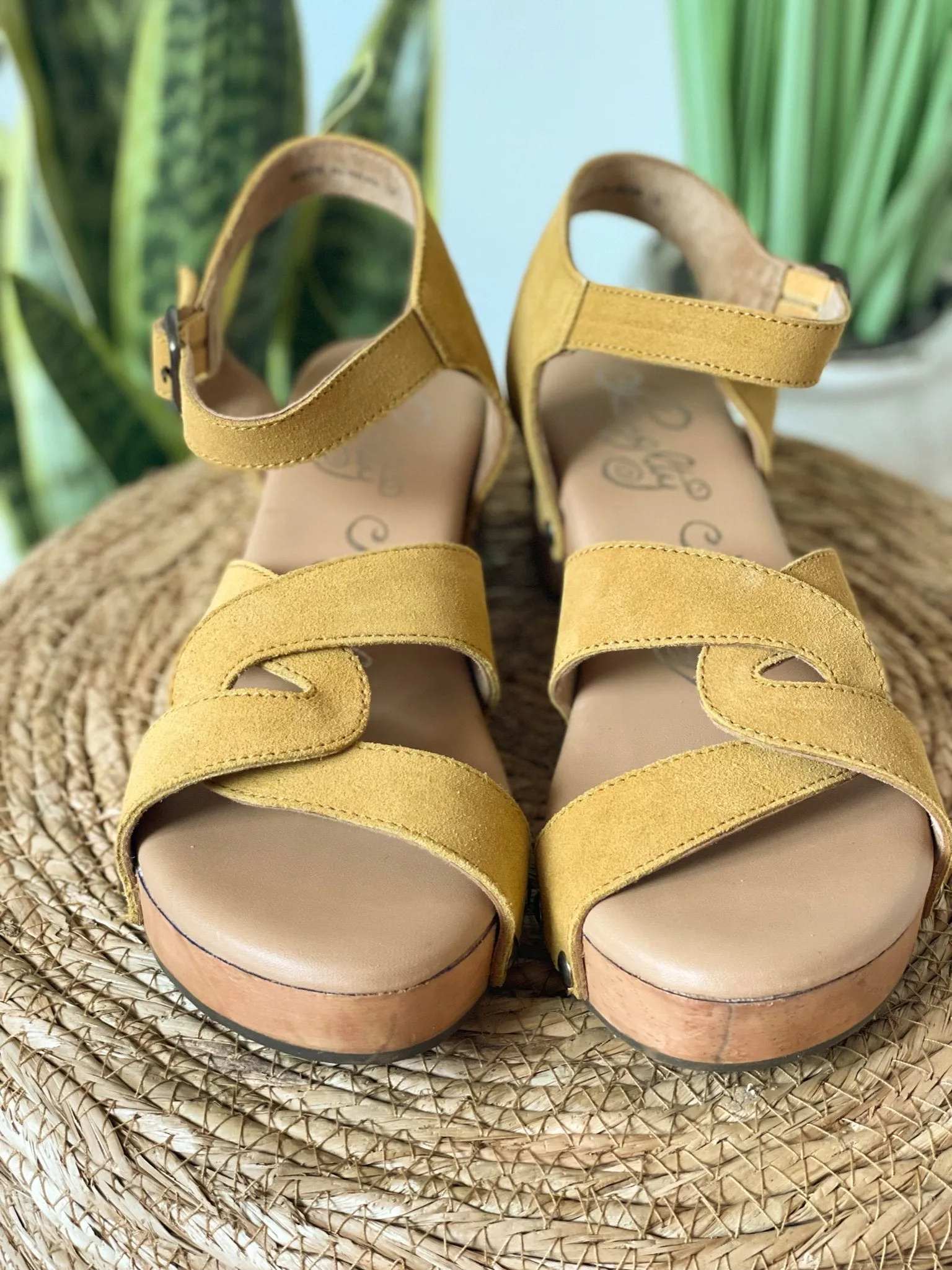 Naughty Monkey Strausse in Mustard