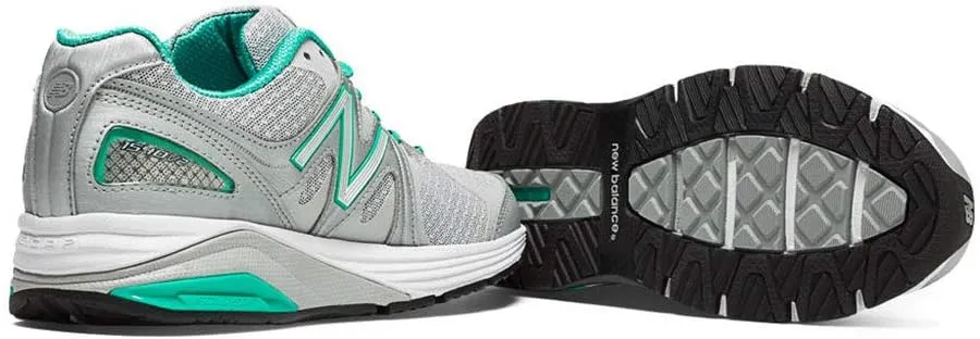 New Balance Women's 1540 V2 Shoes