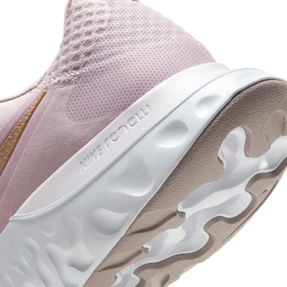 NIKE Women's Running Shoe