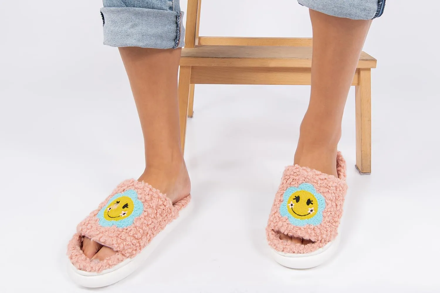 ooohyeah Women’s Fuzzy Funny Animal Slides, Cute Non-Slip House Slippers for Women