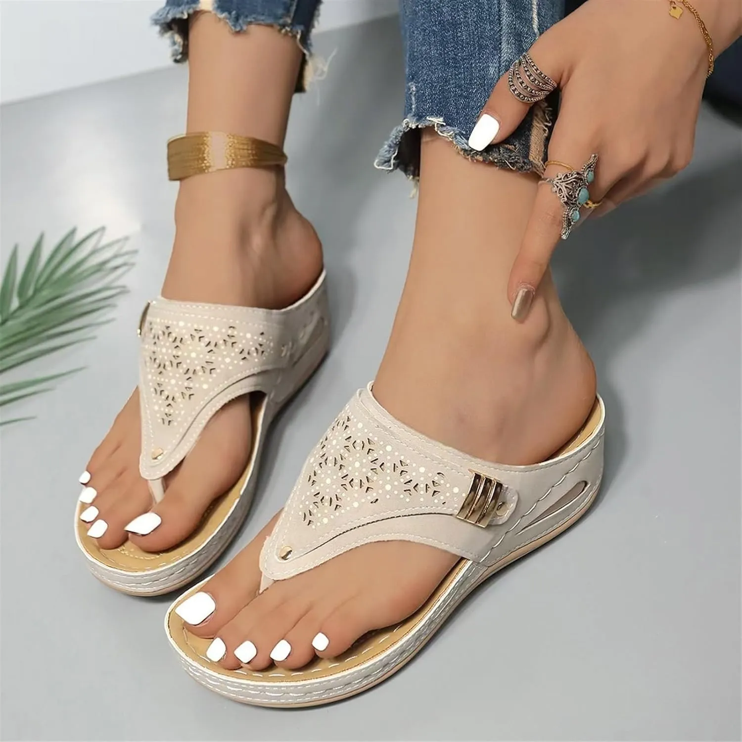 Orthopedic Wedge Flip Flops Women Summer Dressy Flat Open Toe Platform Sandals with Arch Support Silppers Comfortable Slip on Sandals Beach Sandals Dress Shoes Vacation Slippers
