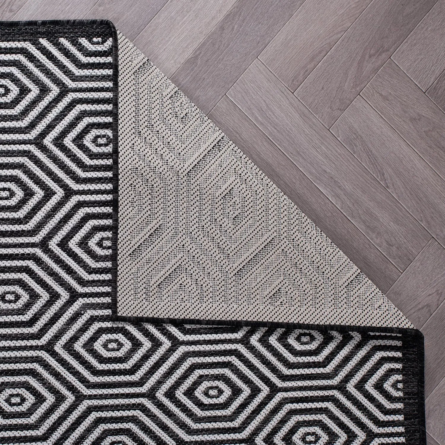 Rugshop Palmaria Modern Geometric Textured Flat Weave Easy Cleaning Outdoor Rugs for Deck,Patio,Backyard Indoor/Outdoor Area Rug 5' x 7' Black