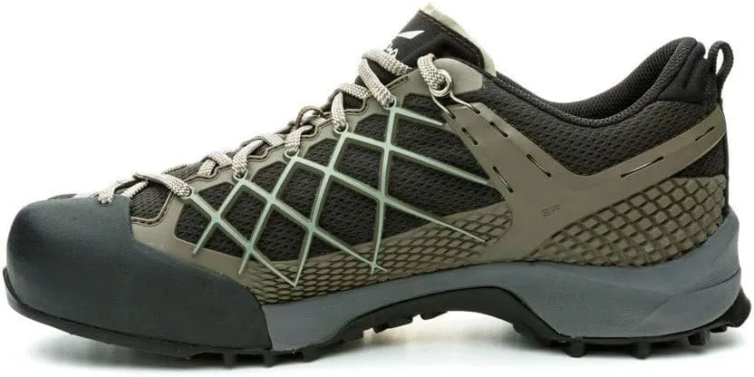 Salewa Men's Wildfire GTX Approach Shoe - Durable, Waterproof Gore-Tex Trail Shoe for Hiking & Climbing