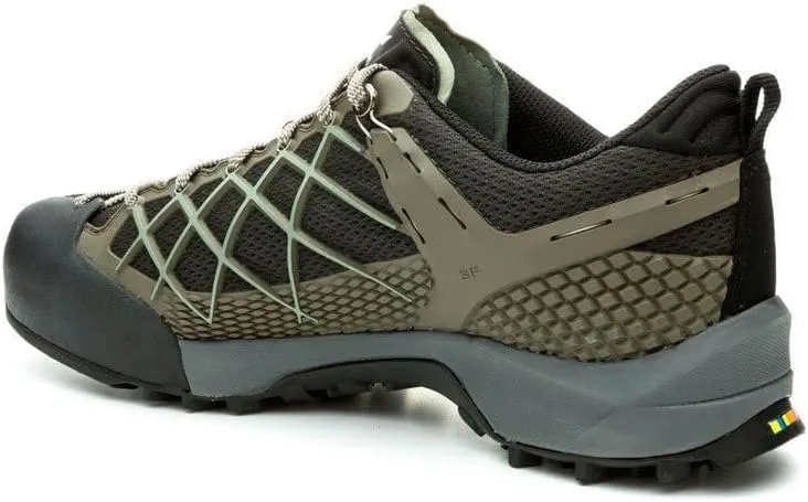 Salewa Men's Wildfire GTX Approach Shoe - Durable, Waterproof Gore-Tex Trail Shoe for Hiking & Climbing
