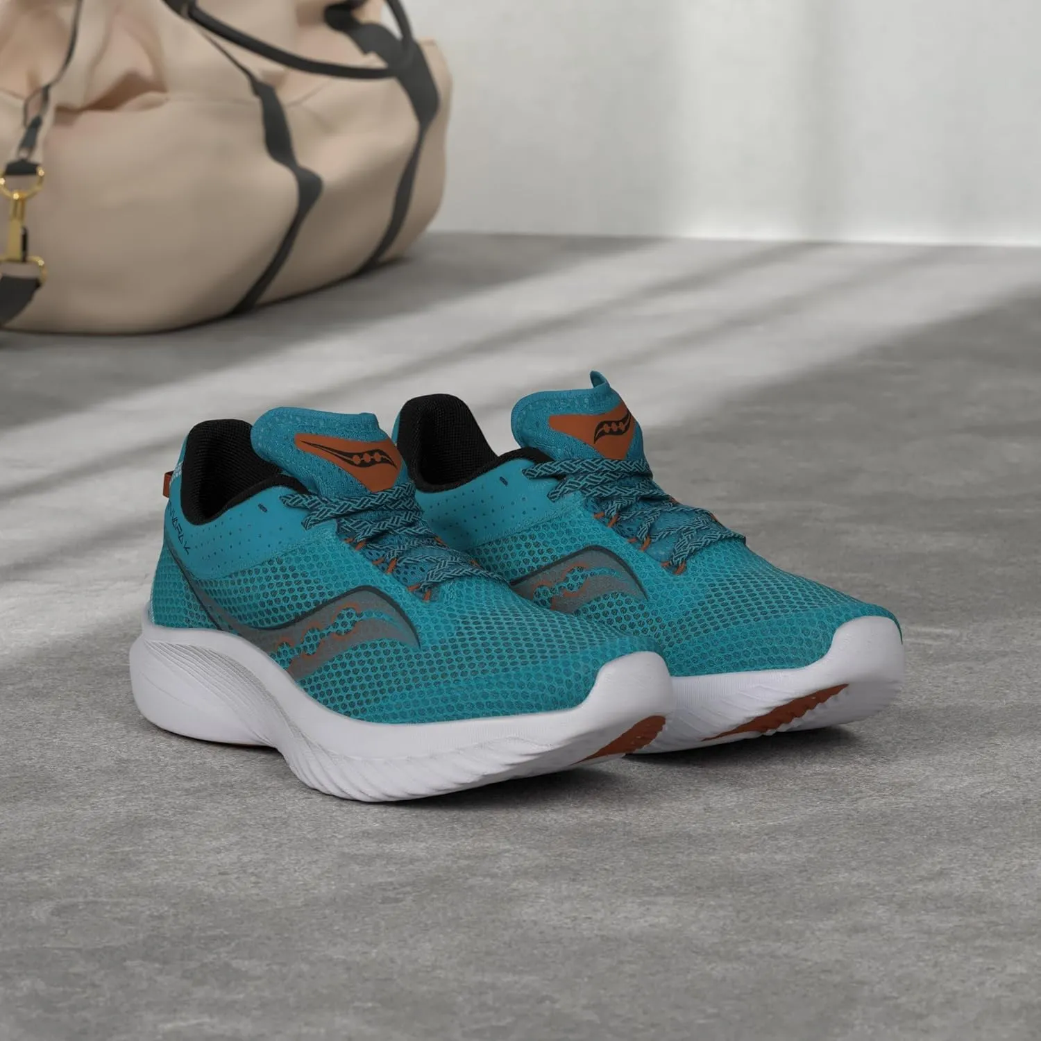 Saucony Men's Kinvara 14 Sneaker