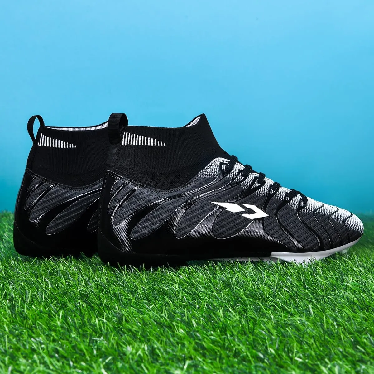 Soccer Cleats for Mens Womens Lightweight Training Football Shoes Unisex Outdoor High Ankle Sneaker