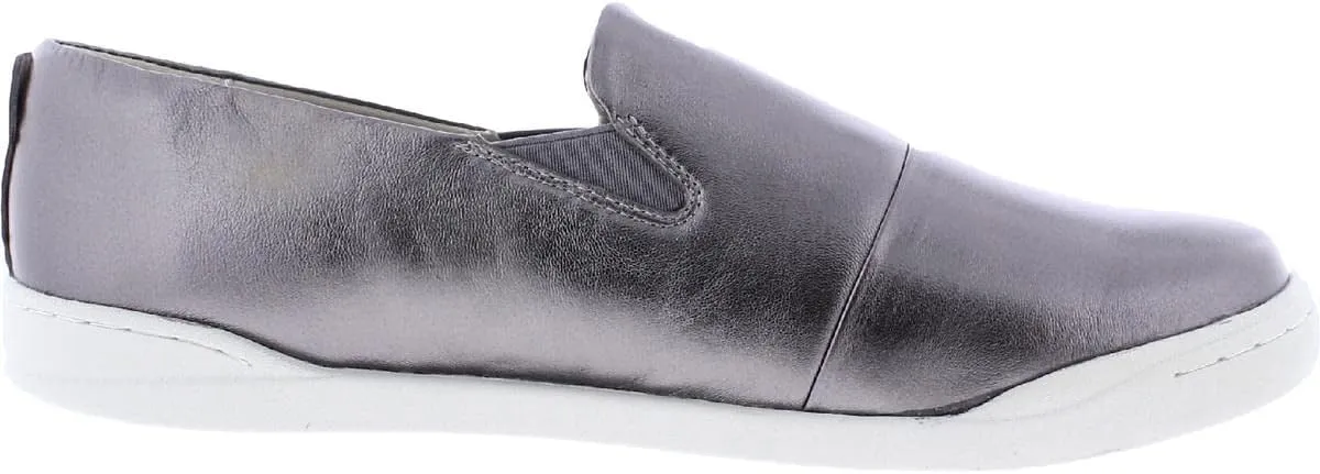 SoftWalk Women's Sneaker