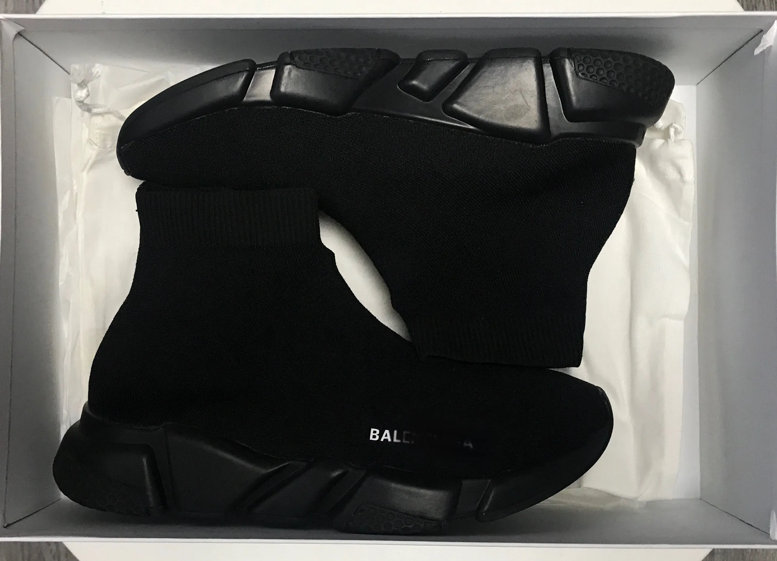 Speed Trainer Triple Black Sneaker