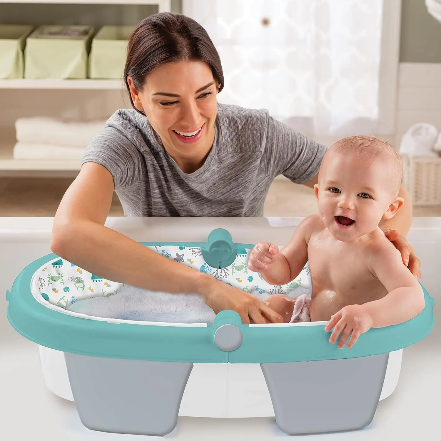 Summer Infant Foldaway Baby Bath (Under The Sea) - Convenient Baby Bathtub That Folds Compactly for Easy Storage and Travel - Inflatable Base for Extra Support - Durable Infant Tub