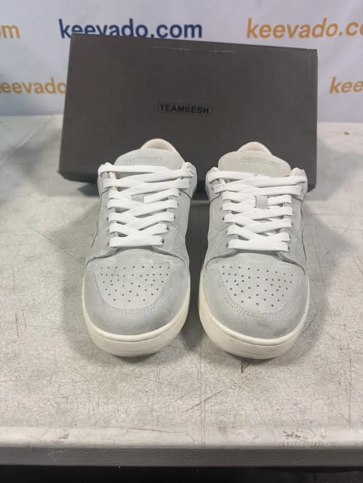 TEAMSESH SKULL STEPPERS SIZE 8