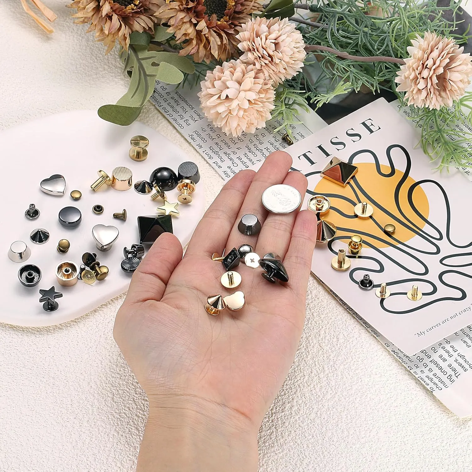 uxcell 60 Pcs Screw Back Rivets 12mm Feet Flat Head Metal Studs Handbag Purse Stud Buckle Button Cap Rivets for DIY Leather Craft Clothes Belt Bags, Black