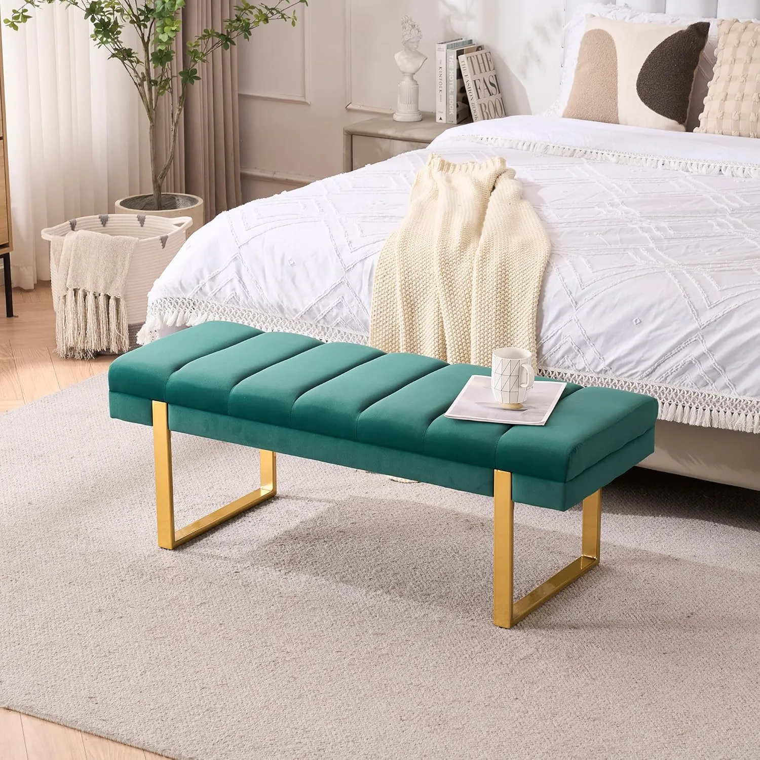 Velvet Ottoman Bedroom Bench, 46.5" Tufted Padded End of Bed Bench with Gold Legs, Upholstered Dining Table Bench Shoe Bench for Living Room Entryway Window (Green, 46" Wide)