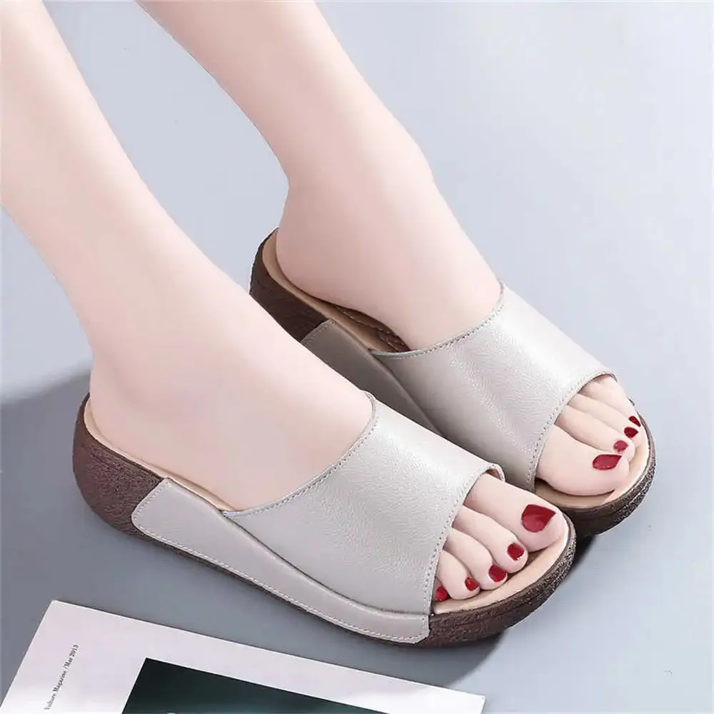 Women's Comfortable Leather Sandals