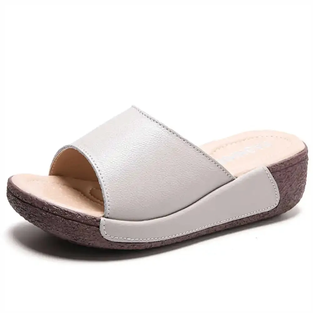Women's Comfortable Leather Sandals