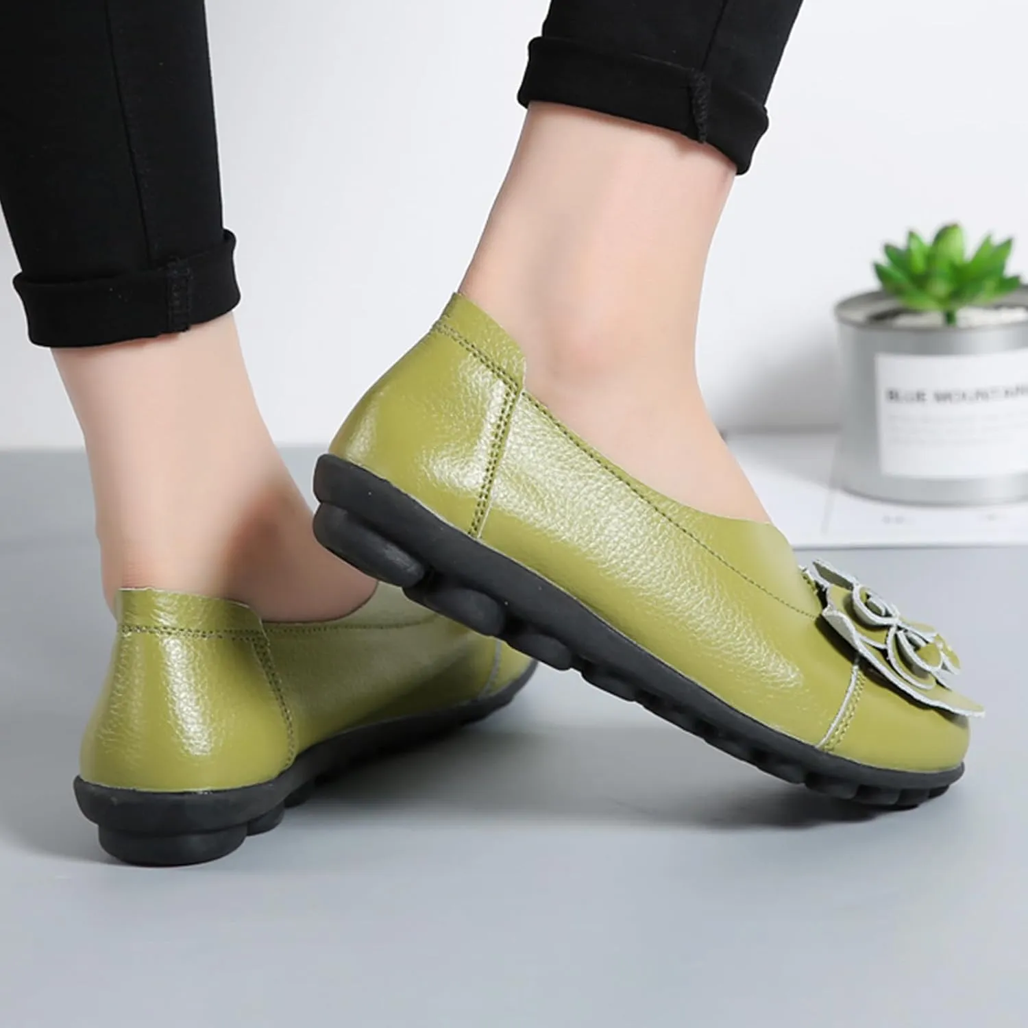 Women's Leather Slip On Loafers,Vintage Handmade Cute Bow Flower Comfy Non-Slip Softsole Walking Casual Dress Pumps